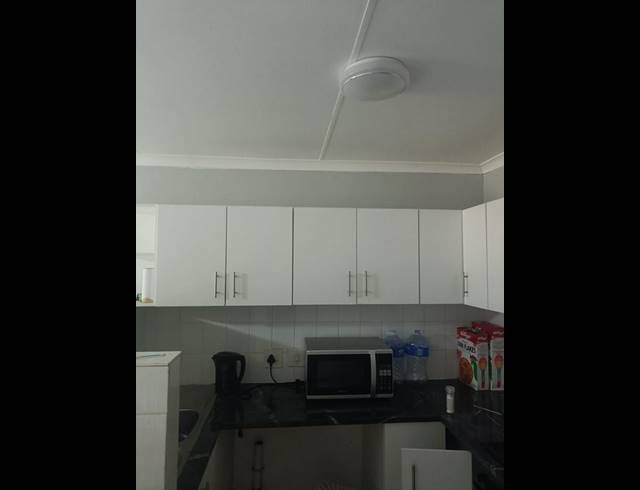 2 BEDROOM PROPERTY TO RENT IN MEER EN SEE